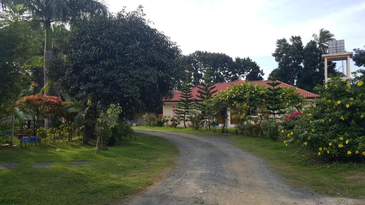 ฟิล โอเอซิส โฮเต็ล แอนด์ รีสอร์ต Hotel Silang ภายนอก รูปภาพ