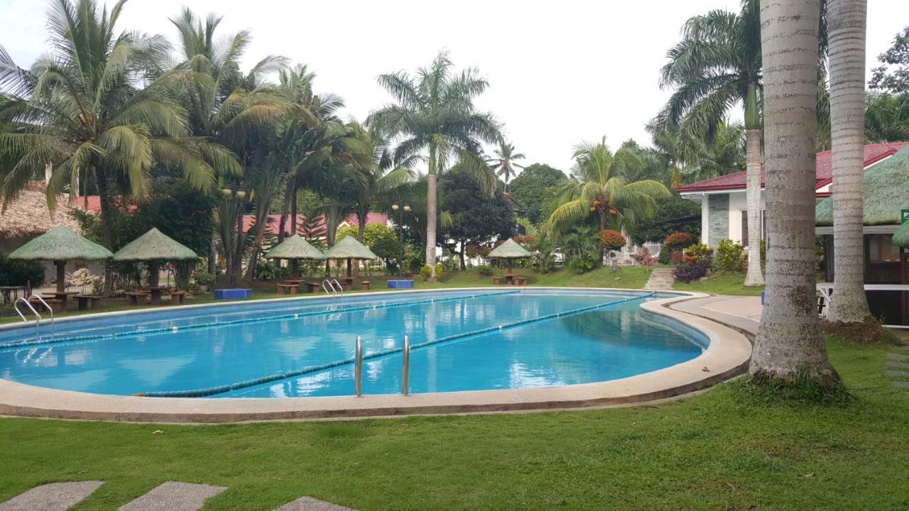 ฟิล โอเอซิส โฮเต็ล แอนด์ รีสอร์ต Hotel Silang ภายนอก รูปภาพ