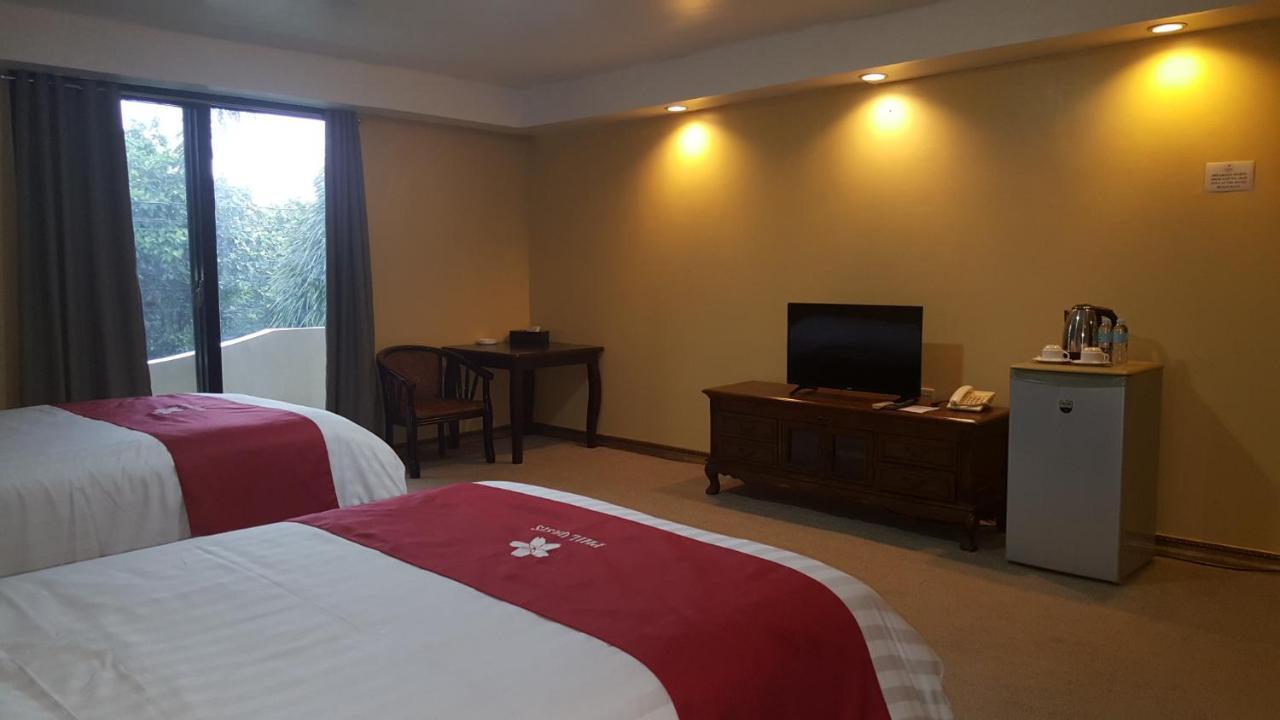 ฟิล โอเอซิส โฮเต็ล แอนด์ รีสอร์ต Hotel Silang ภายนอก รูปภาพ