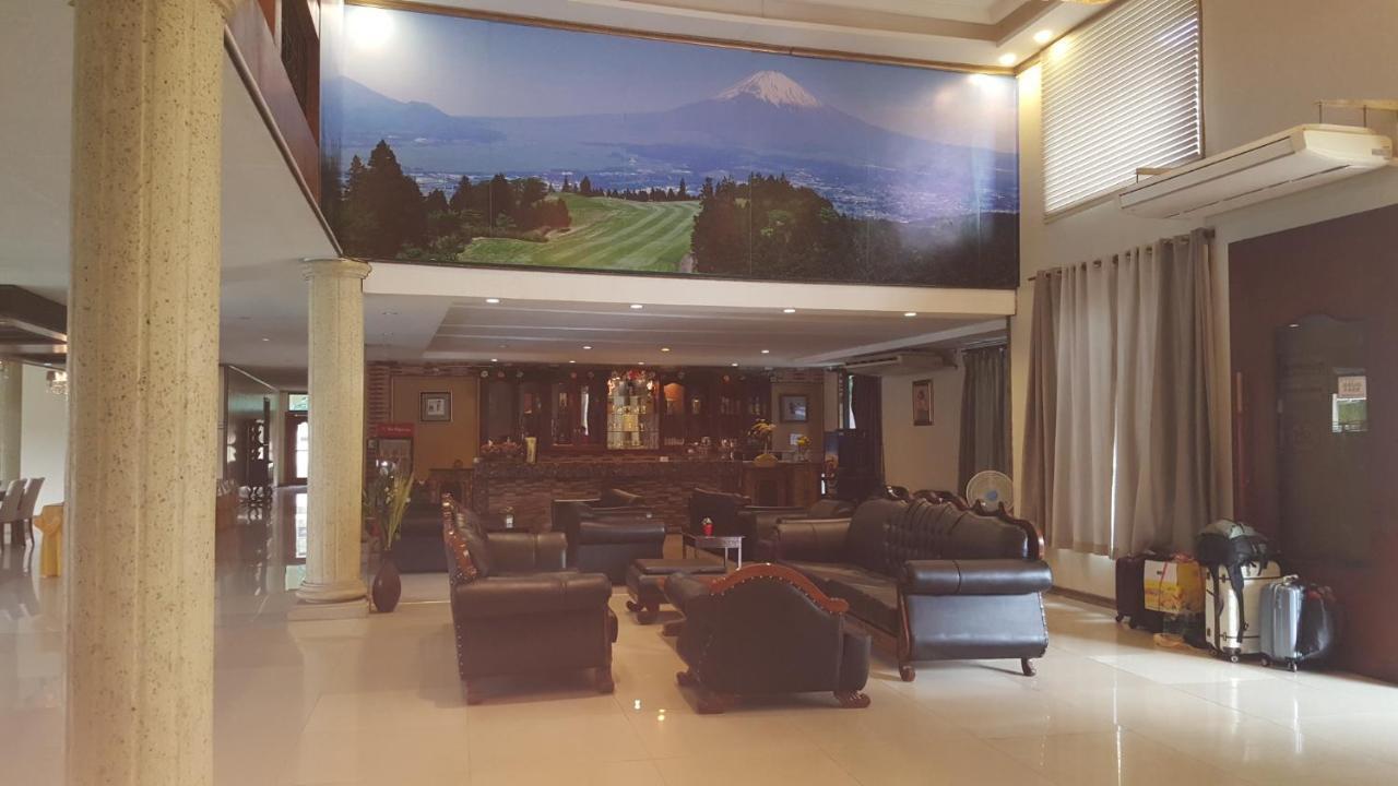 ฟิล โอเอซิส โฮเต็ล แอนด์ รีสอร์ต Hotel Silang ภายนอก รูปภาพ