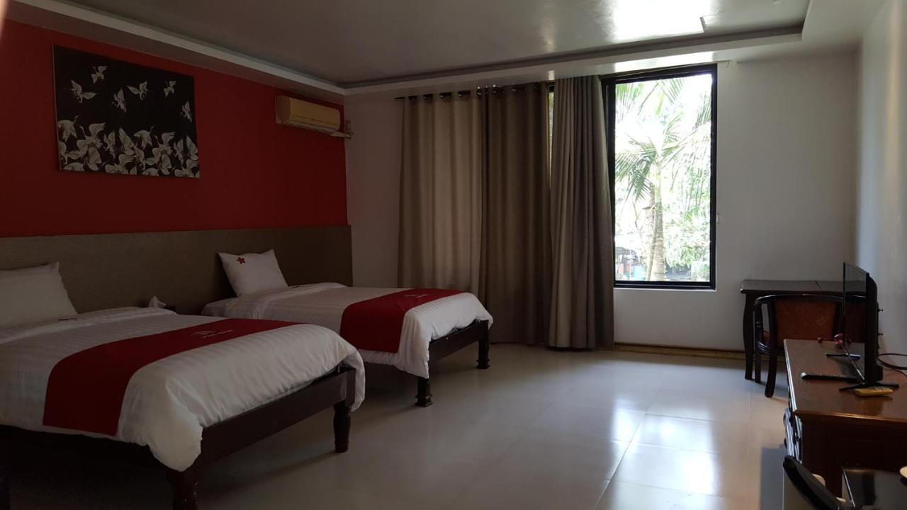 ฟิล โอเอซิส โฮเต็ล แอนด์ รีสอร์ต Hotel Silang ภายนอก รูปภาพ